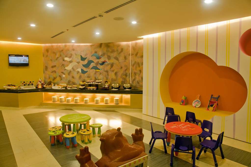 Royal Tulip Sea Pearl Beach Resort & Spa Кокс-Базар Ресторан фото